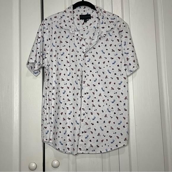 No Boundaries Other - No Boundaries Men's Button Up White w/ Flowers Shirt